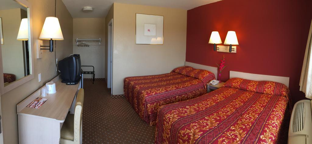 Hilltop Inn & Suites Victorville Dış mekan fotoğraf