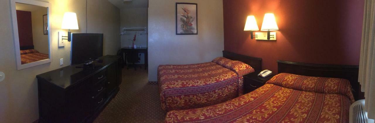 Hilltop Inn & Suites Victorville Dış mekan fotoğraf